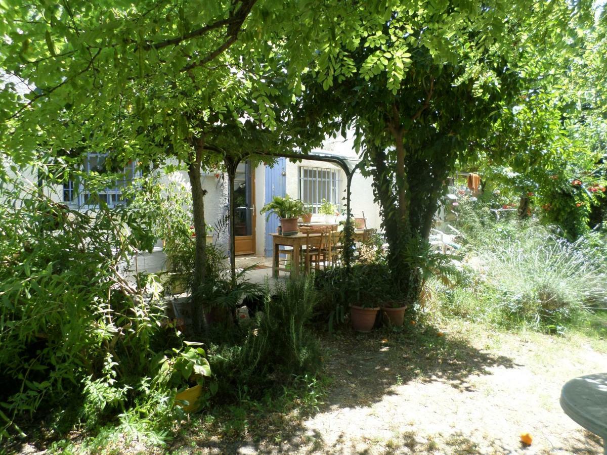 Chambre D'Hote - Mas Le Barret Arles Ngoại thất bức ảnh